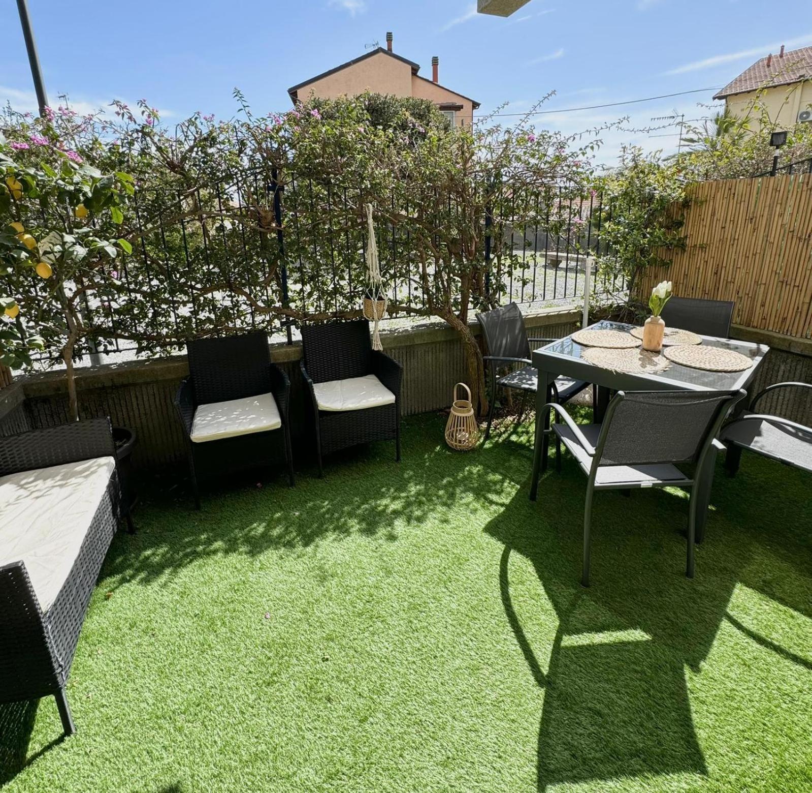Casa Ohana Ceriale Open Space 4 Persone Exterior photo